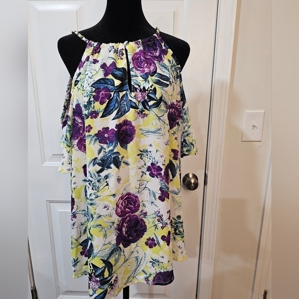 Torrid top size 1